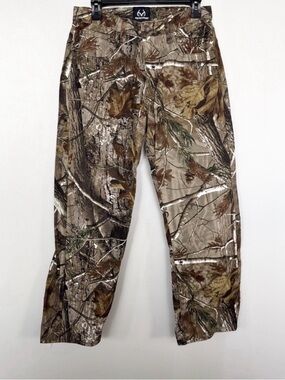 Realtree 29” Waist Men’s Hardwoods Graphic Camouflage Cotton Outdoor Cargo Pants